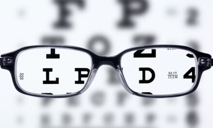Myopia (nearsightedness) - symptoms, causes & remedies