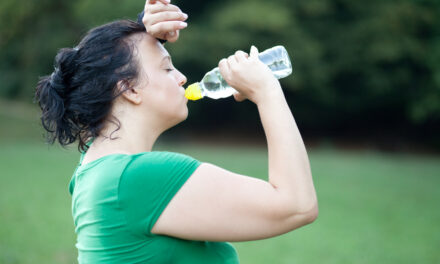 1 दिन में कितना पानी पीना चाहिए? – How much water to drink in a day?