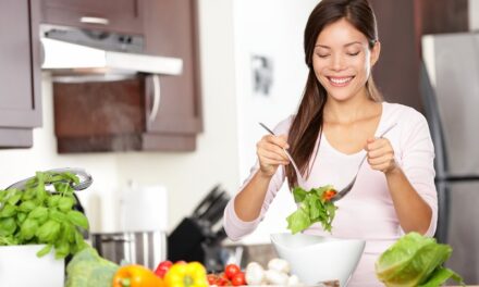 ब्रोकली खाने के फायदे और नुकसान – Benefits and Side effects of Broccoli