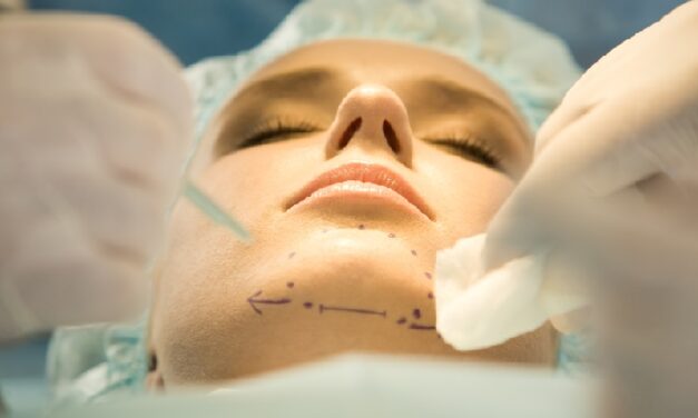 Top 7 Exciting Factors Encourage People For Plastic Surgery Nowadays